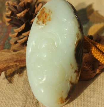 Wangshizhai Jewelry / Russian Seed Hetian Jade Single Seed Maitreya Laughing Buddha Hand Piece with Certificate, Moist AD125