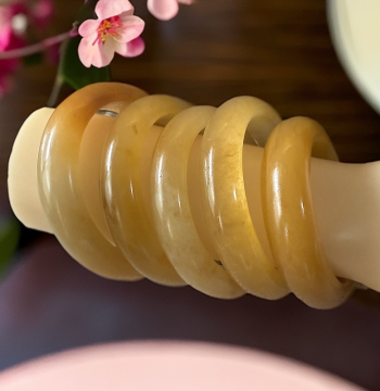 Natural Yellow Dragon Jade Women's Bangle, Chicken-Fat Yellow Jade Bracelet, Women's Jade Bangle (Variety Shipped), Random Delivery