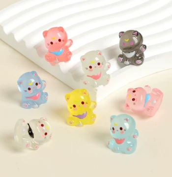 Luminous Moon Luna Waving Cat Resin Accessories Handmade Pendant Doll Decoration Creative Car Desktop Ornament