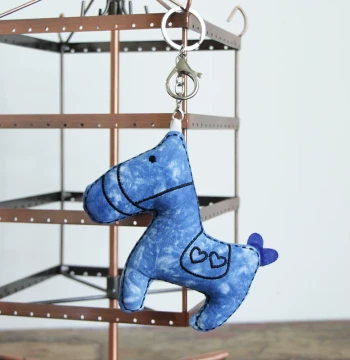 Yunnan Dali Lijiang Handmade Tie-Dye Fabric Cute Chick Keychain Pendant Doll Gift Cat