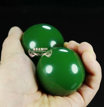 Xinjiang Hetian Jade Jasper Hand Balls Natural Jade Spinach Green Fitness Balls Mountain Material Handheld Play Pieces for Men and Women