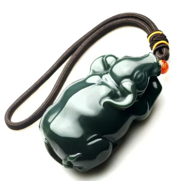 Xinjiang Hetian Jade Hand-Held Piece Natural Green Jade Ox Carving 3D Ox Figurine Zodiac Ox