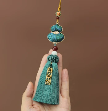 Intangible Cultural Heritage Brocade Car Charm Interior Hanging Ornament Rearview Mirror Drop Car Decoration Gourd Peace Original Men and Women Handmade