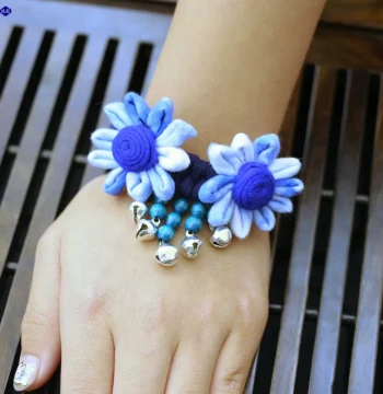 Yunnan Ethnic Style Tie-Dye Fabric Bracelet for Women - Blue Dyed Handwoven Jewelry and Travel Souvenir