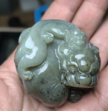 Qiemo Material Sugar Jade Pixiu Pendant Hanging Ornament Pixiu Hand Piece