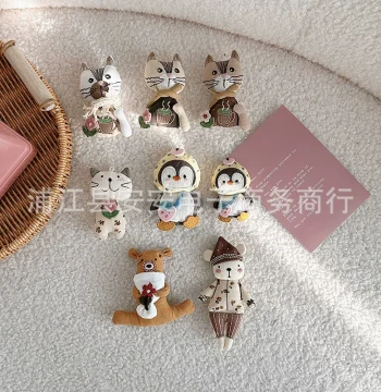 New Cartoon Stuffed 3D Handmade Fabric Soft Cute Rabbit Panda Cat Brooch Decoration Hanging Ornament Garment Accessories