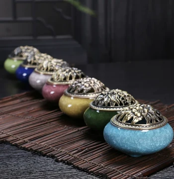 Coil Incense Burner for Home, Mosquito Coil Holder Ornament, Indoor Aromatherapy for Agarwood, Calming Sandalwood, Mugwort, Creative Ceramic Incense Furnace