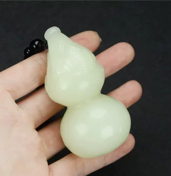 Xinjiang Hetian Jade Gourd Hand Piece, Green-White Jade Fortune and Prosperity Handheld Ornament, Jade Gourd Play Piece, Waist Pendant, Jade Amulet