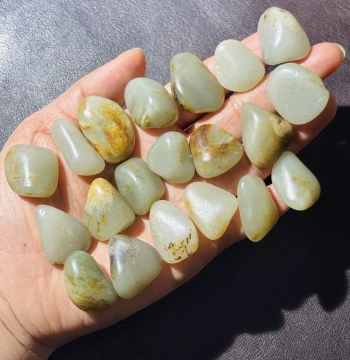 Xinjiang Hetian Jade Seed Material Rough Stone, Hetian Jade Rough Stone, Hetian Jade Seed Material, Natural Jade Hand Piece