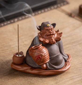 Creative Wealth-Attracting Ceramic Zhongkui Drunk Disc Incense Burner, Incense Stick Holder for Home Use, Agarwood and Sandalwood Aromatherapy Furnace, Zen Decor