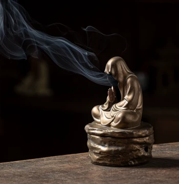 Zen Formless Coil Incense Burner Home Indoor Tea Ceremony Study Aromatherapy Ornament Sandalwood Agarwood Incense Burner Ceramic Craft
