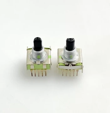 Taiwan ALPHA SR1712F 4-Position Switch for Guitar Amp Head, Audio Signal Selector, 15mm Shaft