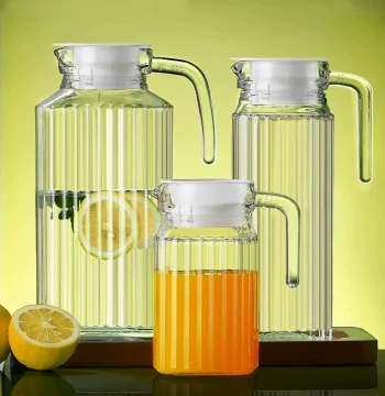 Green Apple Cool White Water Pitcher, Heat-Resistant Glass Teapot for Home Use, Large Capacity Jug with Duckbill Spout for Juice and Beverages