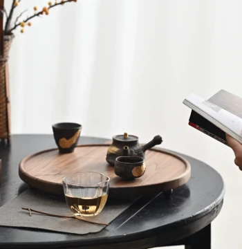 Fuxia Wood Workshop North American Black Walnut Three-Legged Round Tea Tray, Solid Wood Minimalist Japanese Style Serving Tray