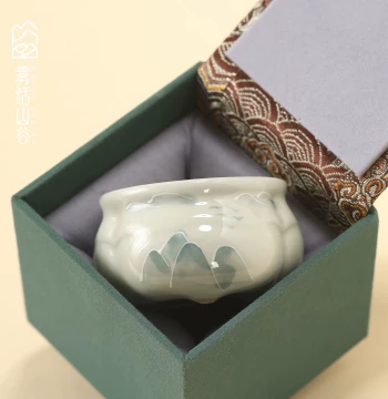Hand-Painted Distant Mountain Ceramic Incense Burner, Underglaze Colored Stick Incense Burner, High-End Chinese Tea Ceremony Accessory, Retro Small Incense Holder