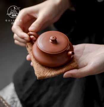 Gui Jing | Ming Lu | Chaozhou Hand-Thrown Teapot Zisha Teapot Fully Handmade Ceramic Pot Master Original Ore Brewing Teapot High-End