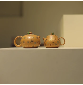 |Plum Like Snow| 'Ball Flower' Zisha Rock Clay Small Teapot Duan Clay Applique Craft Semi-Handmade Zhuni