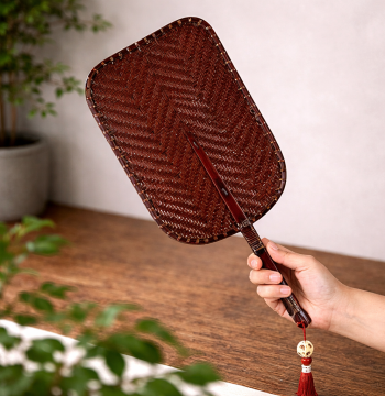Carbonized Old Bamboo Woven Round Fan Handmade Ancient Style Accessory Tea Fan Chinese Zen Tea Ceremony Tea Mat Decorative Fan