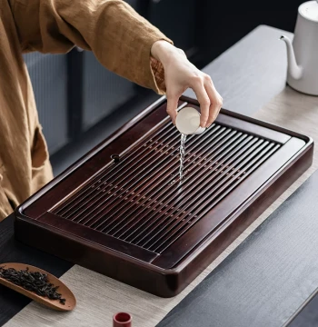 Small Kung Fu Tea Set Brewing Station, Modern Home Living Room Tea Table, Water-Holding Solid Wood Tea Tray for Home Use