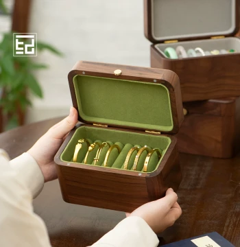 Premium Multi-Slot Bracelet Box for Jade, Gemstone, and Gold Bangles - Creative Solid Wood & Glass High-End Jewelry Case