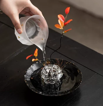 Creative Glass Sphere Kenzan Flower Arrangement Vase, Modern Minimalist Home Tea Mat Decoration, Niche Premium Hydroponic Flower Holder