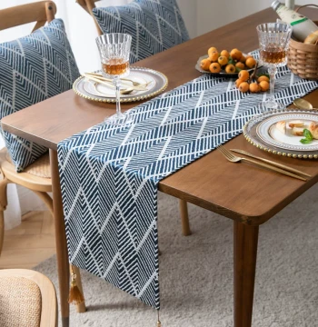 Light Luxury Style Table Runner, Japanese Cotton-Linen Tea Table and Dining Table Decoration, American Country Blue Tea Mat Long Strip Tablecloth for TV