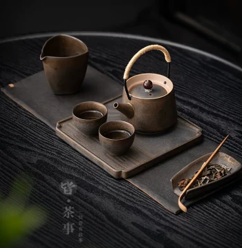 Gilded Ceramic Kung Fu Tea Set for Home, Living Room, and Office; Chinese-Style Lightweight Luxury Teapot, Teacup, and Tea Tray Complete Set