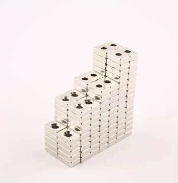 Strong Magnet Rectangular 20x15x5mm with Hole Magnet F15x10x5mm Countersunk 4-Hole Square Strong Magnetic Iron Stone