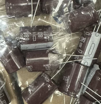420V 100UF 18x25 400V 450V High Frequency Low ESR Aluminum Electrolytic Capacitor