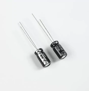 Manufacturer Supply 16V Aluminum Electrolytic Capacitor, Low ESR High Frequency, Common Capacitor for Home Appliances