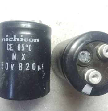 Japan Nippon Chemi-Con, Markal, Black Diamond, Hicon 450V 820uF Screw Terminal High-Voltage Electrolytic Capacitor