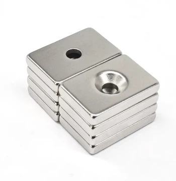 Rectangular Strong Magnet with Hole 30x20x5mm with M5 Countersunk Hole - High-Power Square Neodymium Magnet
