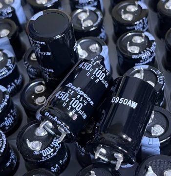 Original Box Japanese-Made Rubycon USR 450V 100UF Audio High-Voltage Filtering Electrolytic Capacitor