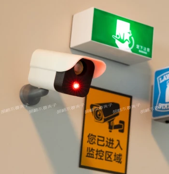 Simulation Miniature Surveillance Camera Fridge Magnet, Pegboard Personalized Creative 3D Magnetic Decorative Warning Light
