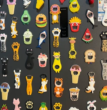 2026 New Beer Bottle Opener Refrigerator Magnet, Personalized Creative Magnetic Decor, Cute Cartoon Bottle Lifter