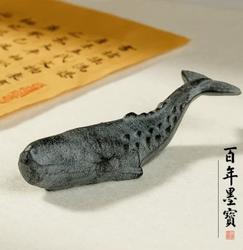 Whale-Shaped Cast Iron Paperweight for Pressing Calligraphy Paper; Metal Pen Rest, Pen Holder, and Book Press; Literary Ironware for Study Decor