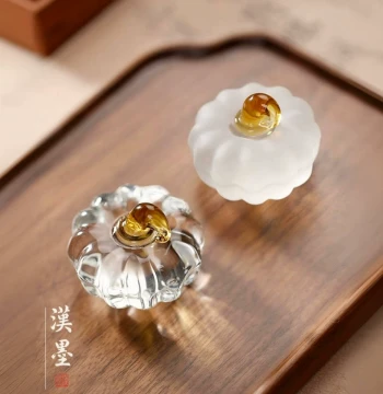 Pumpkin Glazed Crystal Glass Paperweight Brush Calligraphy Small Paperweight Round Student Calligraphy Paper Press Four Treasures of the Study