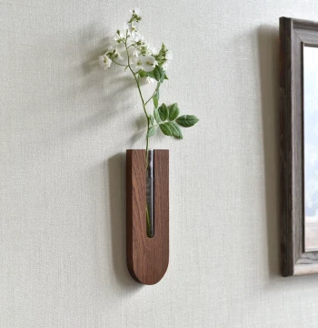 Vintage Cream Style Wall Decor, Wall-Mounted Vase for Hydroponics, Minimalist Solid Wood Flower Arrangement for Home and Homestay