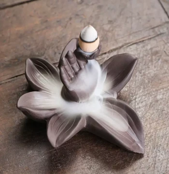 Cross-Border Purple Clay Buddha Hand Lotus Backflow Incense Burner Creative Small Buddha Hand Backflow Aromatherapy Burner Home Decor