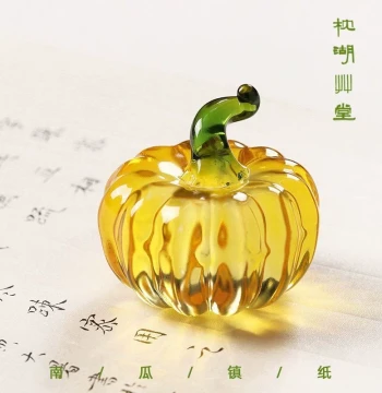 Solid Crystal Pumpkin-Shaped Glass Paperweight for Calligraphy Practice; Creative Inkstone Press and Book Weight from the Four Treasures of the Study