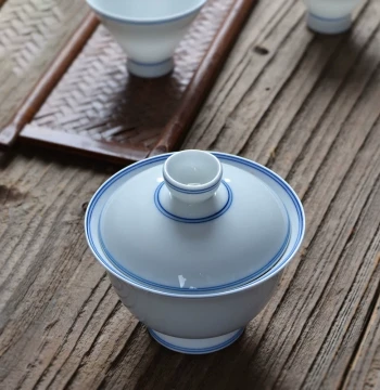 Pure Hand-Painted Underglaze Gaiwan with Green Lotus Double-Line Design, Powder-Glazed White Ceramic, Handcrafted Home Kung Fu Tea Set, Chinese Style White Porcelain Bowl