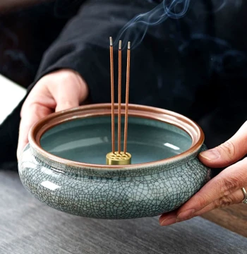 Large Buddhist Incense Burner Three-Legged Censer Small Indoor Worship Stick Incense Dao Stove Buddha Offering Incense Holder Ceramic Aromatherapy Stove Home Use