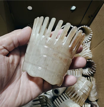 Short Yellow Ox Horn Fine-Tooth Massage Shampoo Brush for Scalp Scratching and Meridian Combing, Natural Anti-Hair Loss Comb