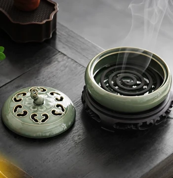 Extra-Large Ru Kiln Gourd-Shaped Incense Burner for Mosquito Coils and Stick Incense, Ceramic Indoor Aromatherapy Tray for Sandalwood and Agarwood