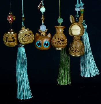 Green Sandalwood Hollow-Carved Lotus, Gourd, and Landscape Aroma Diffuser Pendant, Sachet, Wood Carving Ornament, Keychain, and Gift
