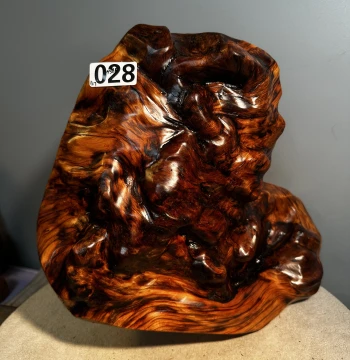 Black Diamond Mutated Burl, Rich and Mellow Aroma, Dragon Gallbladder Lightning Pattern on Back, 11.7 lbs, Taihang Cypress