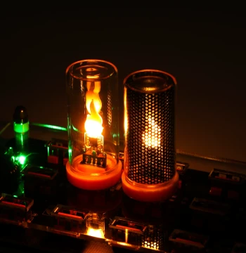 Desktop USB Ambient LED Simulated Dynamic Flame Lamp, Plug-in Electronic Candle Night Light, Breathing Light, Atmosphere Light