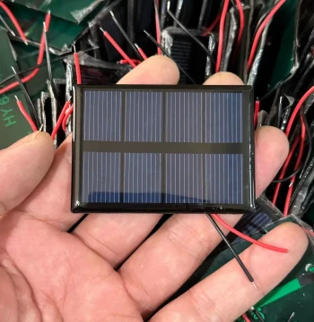 Solar Power Photovoltaic Panel with Wire 64*46mm Brand New Stock