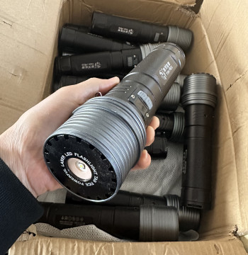 Laser Pointer Flashlight - Defective Unit for After-Sales DIY Research and Repair