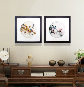 Gushi Su Embroidery Gift Series: Panda, Water Town, and Persimmon Designs; Suzhou Specialty Handicrafts for Business and Foreign Guests